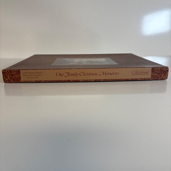 Thomas Kinkade Our Family Christmas Memories Hardcover Book Boxed 1999 - Picture 5 of 8